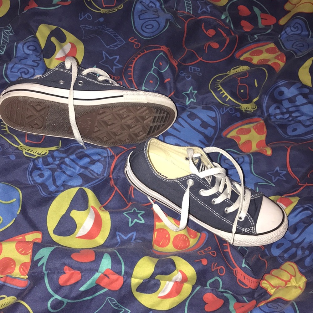 Boys Converse